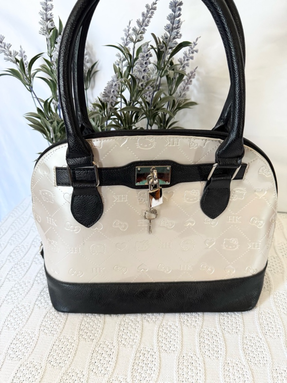 Loungefly Hello Kitty Seriously Fun Dome Satchel with Padlock Charm VGUC